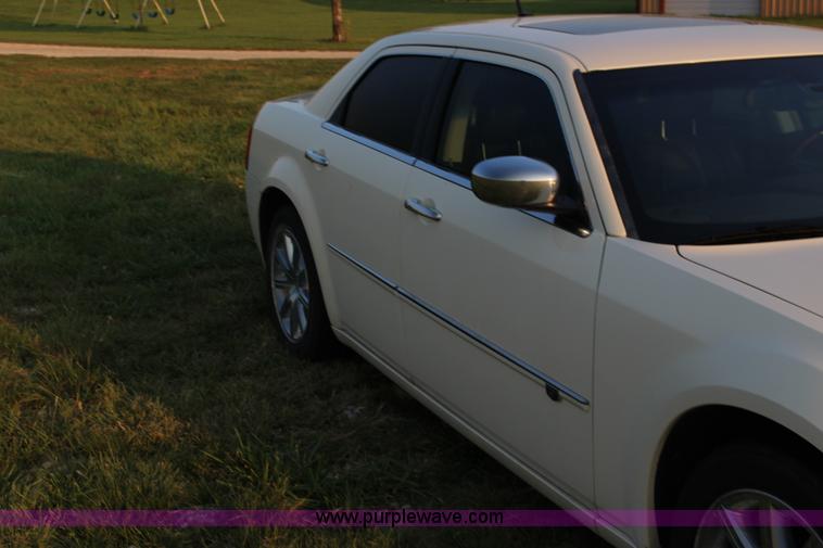 image for item K8733 2008 Chrysler 300C