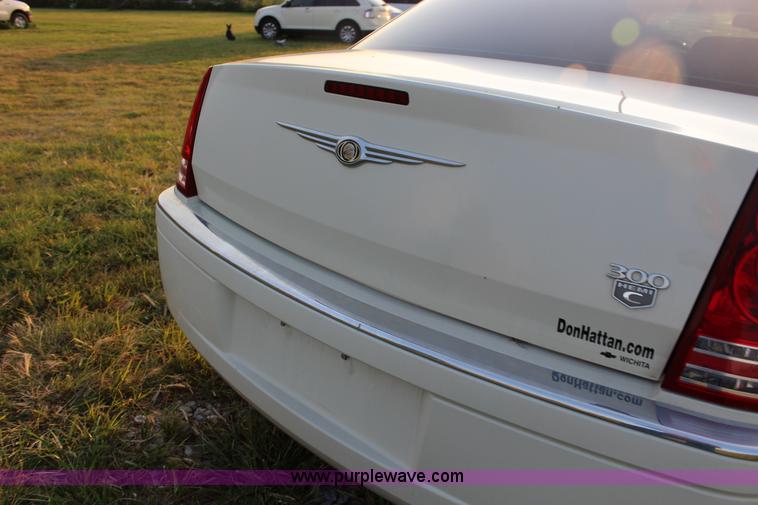 image for item K8733 2008 Chrysler 300C