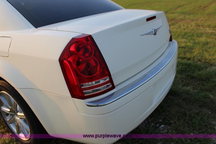 image for item K8733 2008 Chrysler 300C