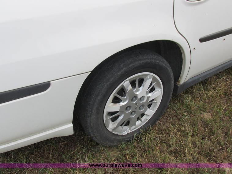 image for item L4035 2005 Chevrolet Impala