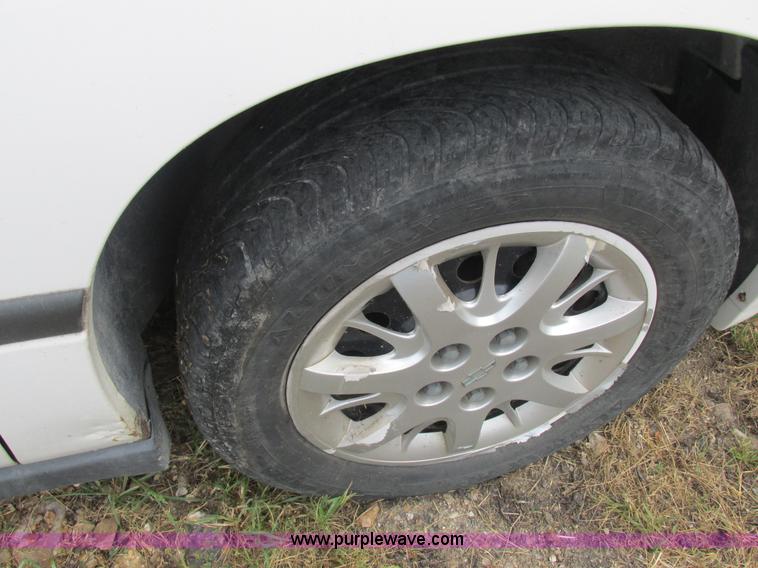 image for item L4035 2005 Chevrolet Impala