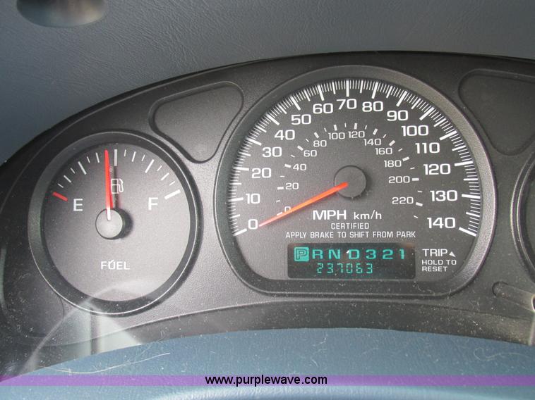 image for item L4035 2005 Chevrolet Impala