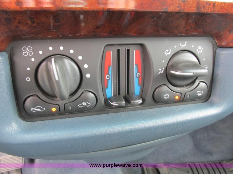 image for item L4035 2005 Chevrolet Impala