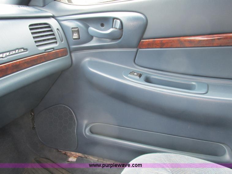 image for item L4035 2005 Chevrolet Impala
