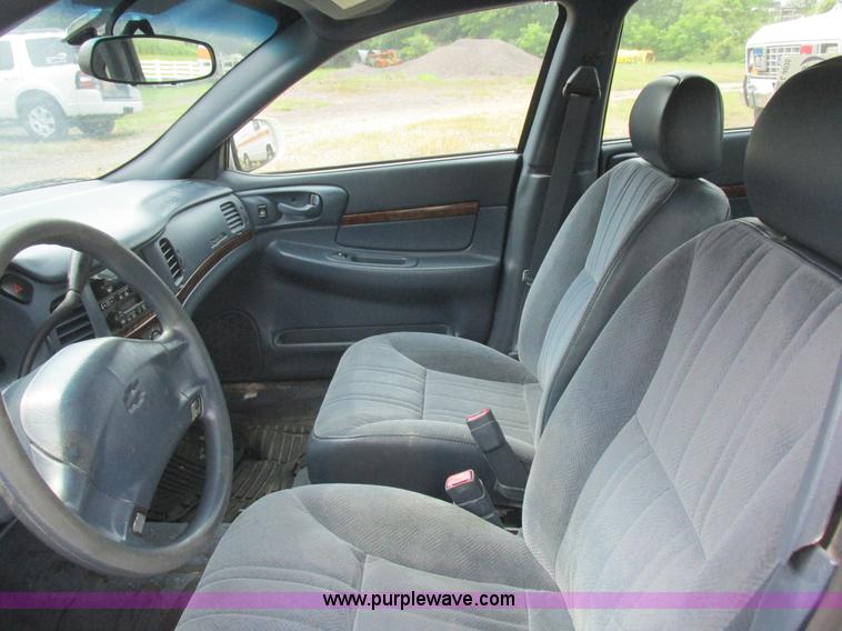 image for item L4035 2005 Chevrolet Impala