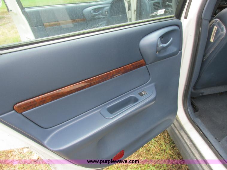 image for item L4035 2005 Chevrolet Impala