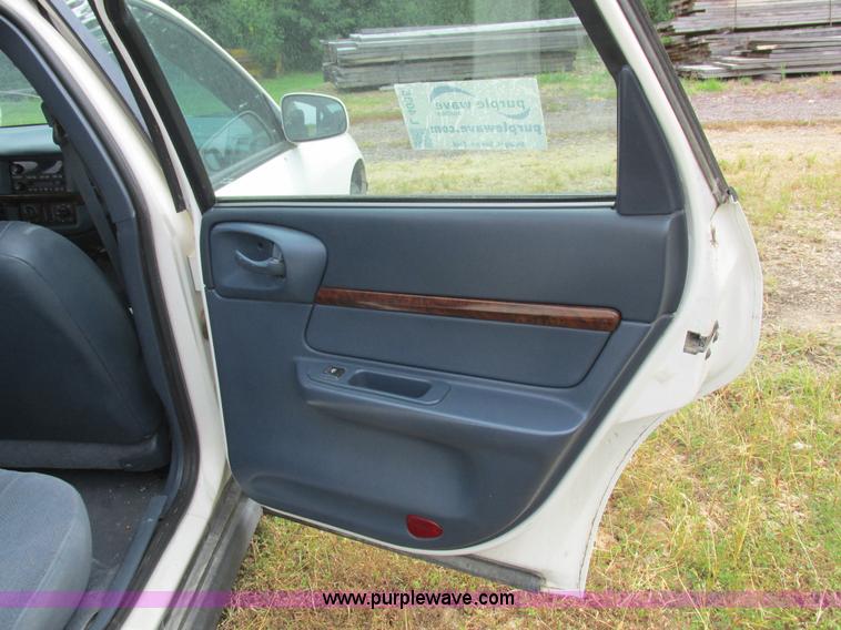 image for item L4035 2005 Chevrolet Impala