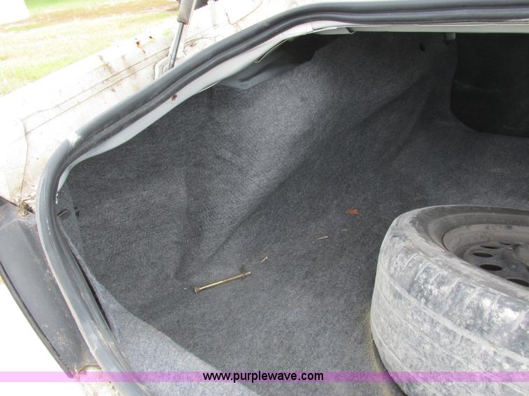 image for item L4035 2005 Chevrolet Impala