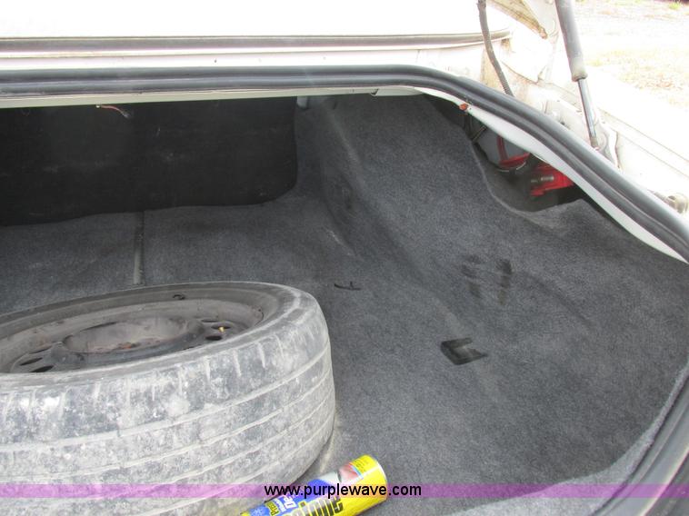 image for item L4035 2005 Chevrolet Impala