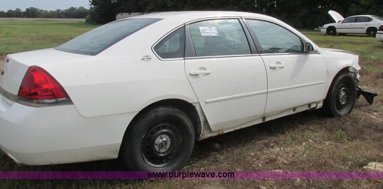 image for item L4036 2006 Chevrolet Impala Police