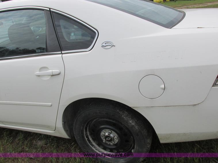 image for item L4036 2006 Chevrolet Impala Police