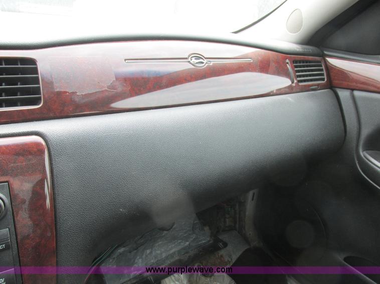 image for item L4036 2006 Chevrolet Impala Police