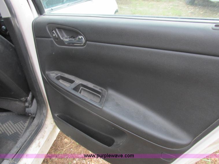 image for item L4036 2006 Chevrolet Impala Police