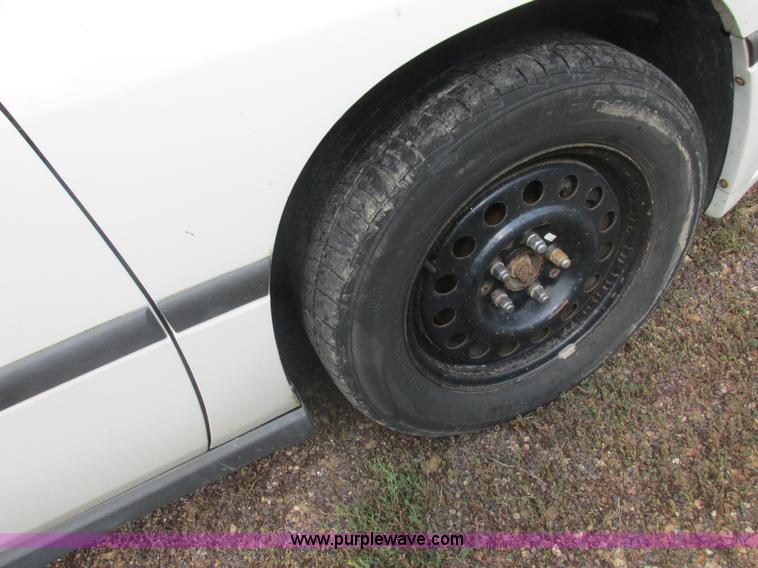 image for item L4037 2002 Chevrolet Impala