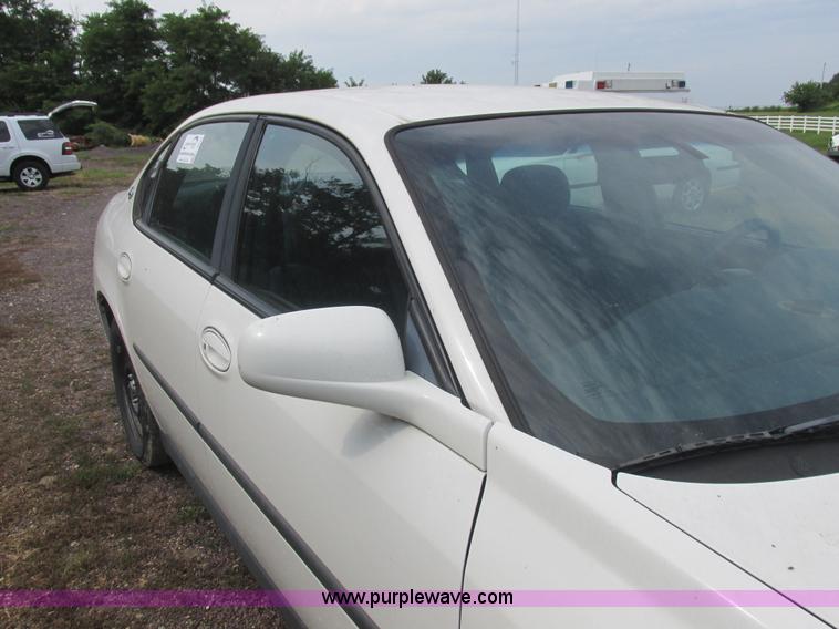 image for item L4037 2002 Chevrolet Impala