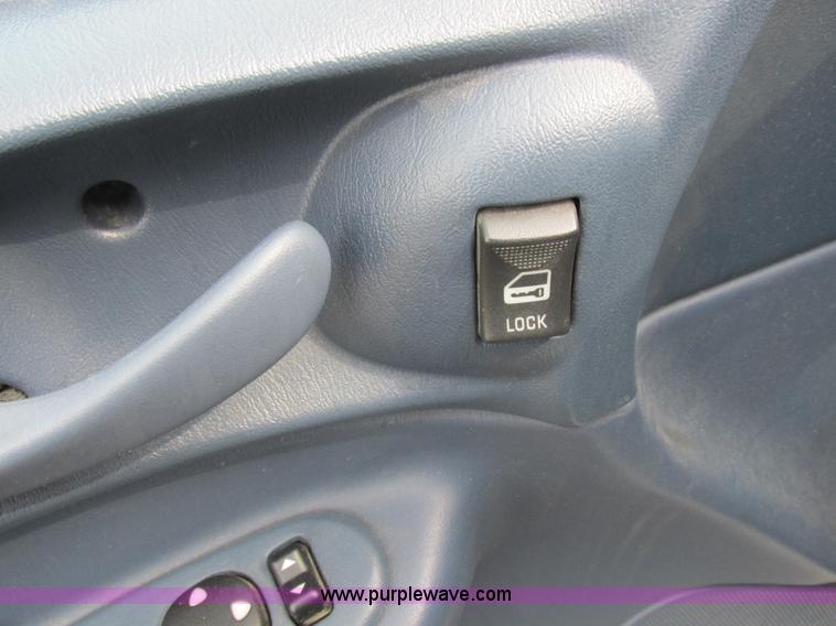image for item L4037 2002 Chevrolet Impala