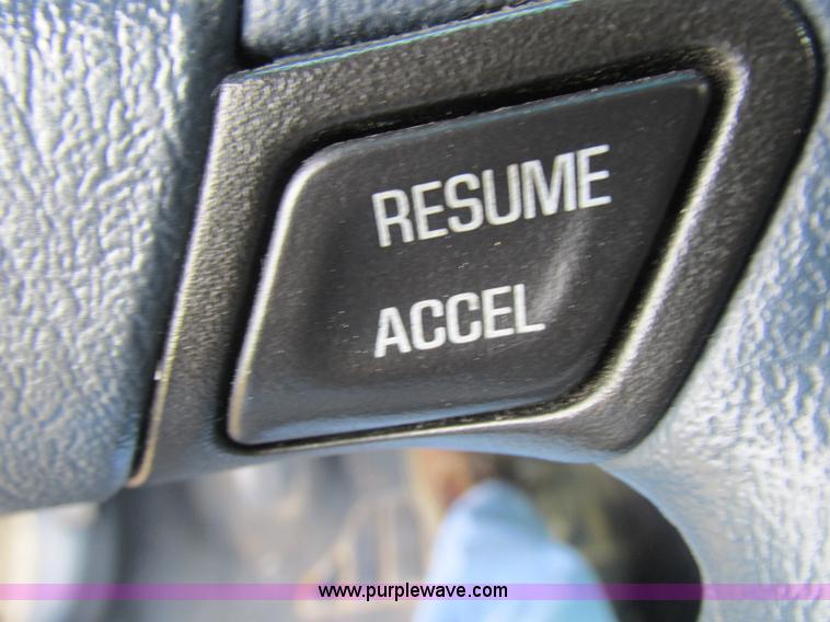 image for item L4037 2002 Chevrolet Impala