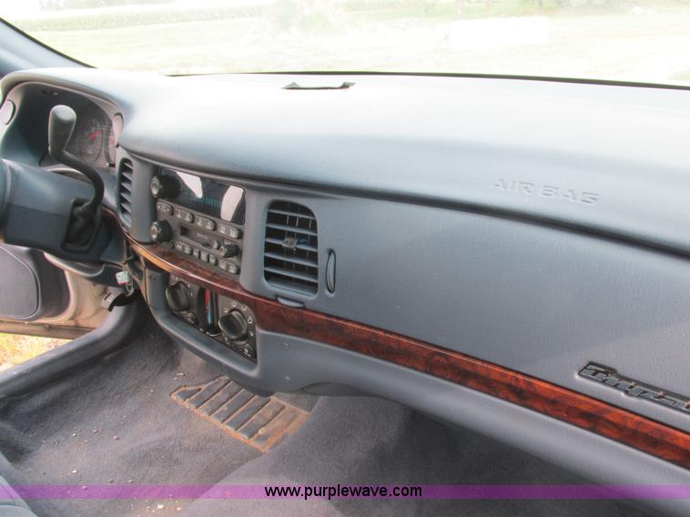 image for item L4037 2002 Chevrolet Impala