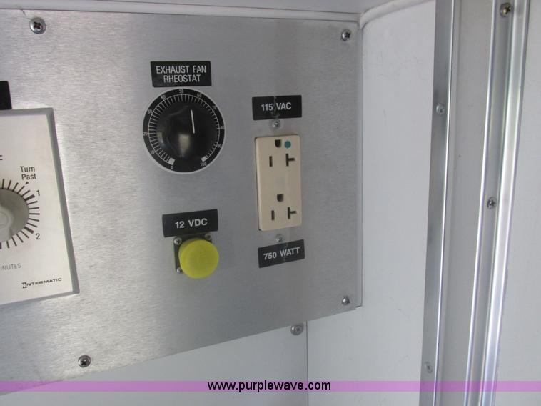 image for item L4038 1991 Ford Econoline E350 Super ambulance