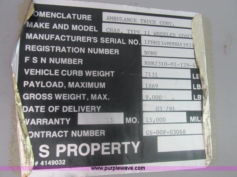 image for item L4038 1991 Ford Econoline E350 Super ambulance