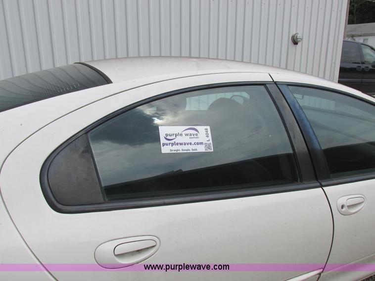 image for item L4048 2004 Dodge Intrepid SE