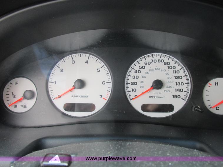 image for item L4048 2004 Dodge Intrepid SE