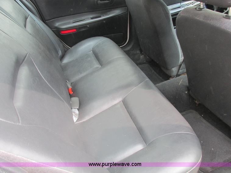 image for item L4048 2004 Dodge Intrepid SE