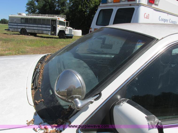 image for item L4053 1995 Ford Crown Victoria Police Interceptor