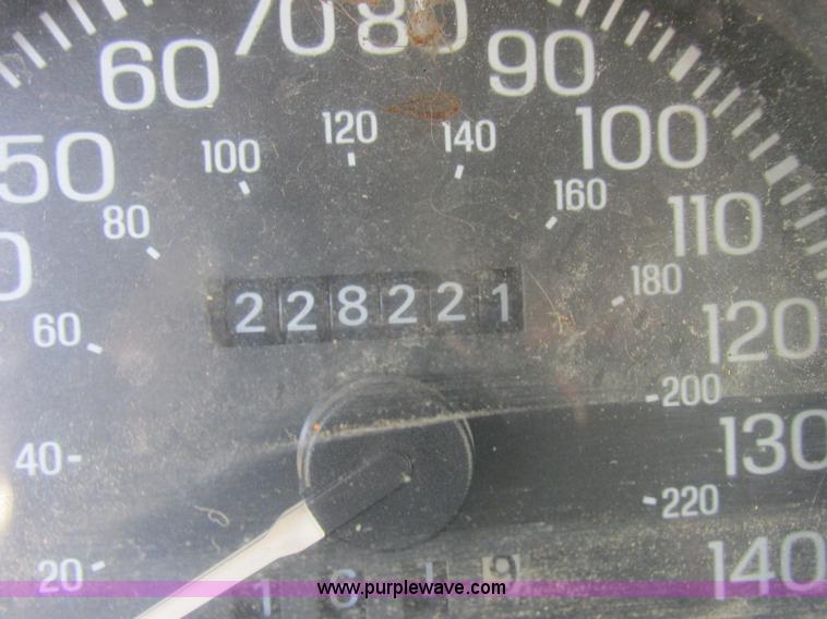 image for item L4053 1995 Ford Crown Victoria Police Interceptor