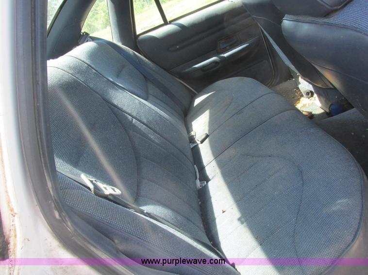 image for item L4053 1995 Ford Crown Victoria Police Interceptor