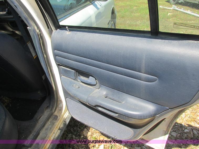 image for item L4053 1995 Ford Crown Victoria Police Interceptor