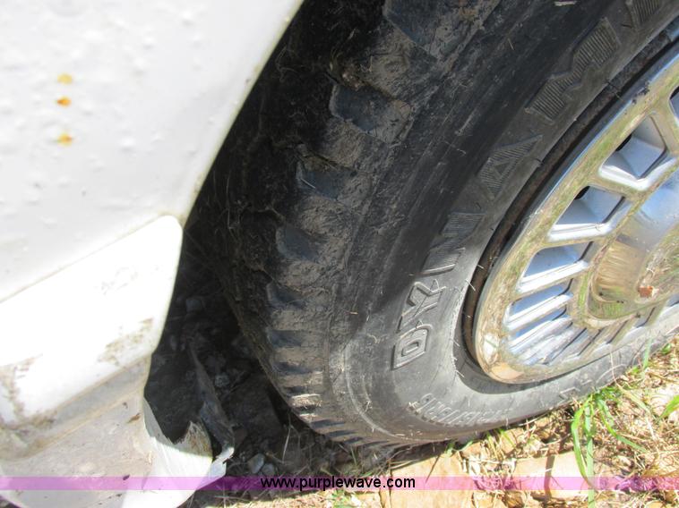 image for item L4053 1995 Ford Crown Victoria Police Interceptor