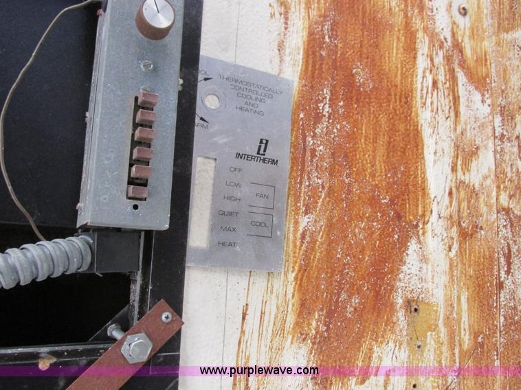 image for item L4054 1976 International 1603 bus