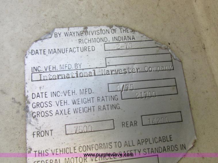 image for item L4054 1976 International 1603 bus