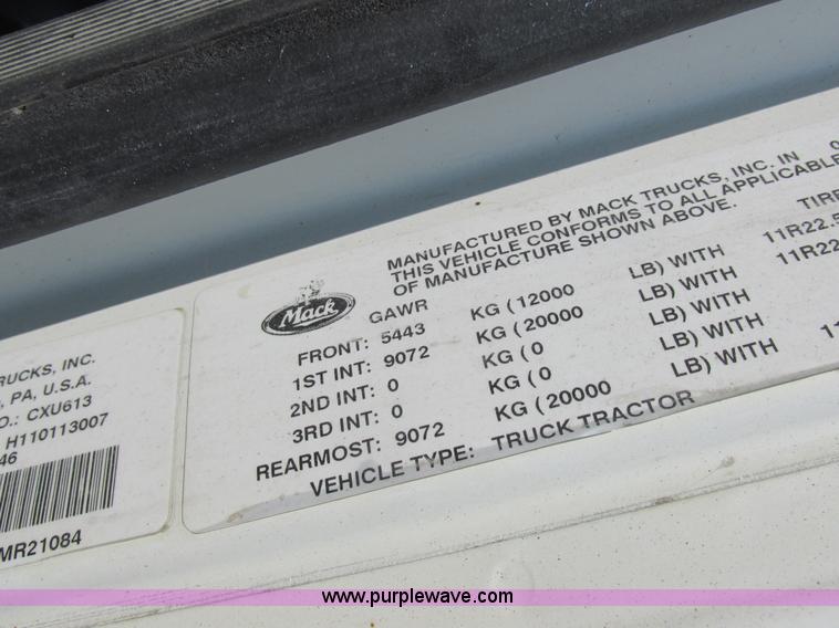 image for item L4056 2012 Mack CXU613 semi truck