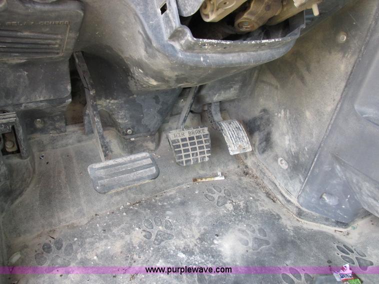 image for item L4056 2012 Mack CXU613 semi truck