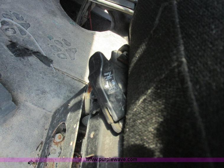 image for item L4056 2012 Mack CXU613 semi truck