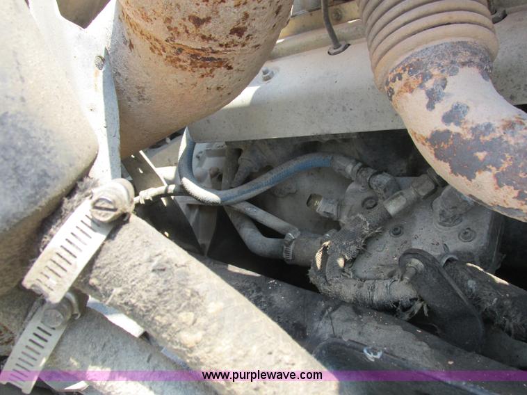 image for item L4058 2007 Mack CXN semi truck