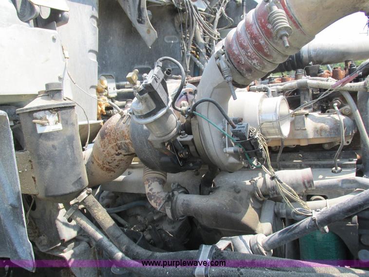 image for item L4058 2007 Mack CXN semi truck