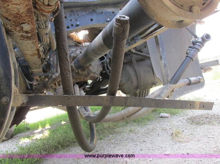 image for item L4058 2007 Mack CXN semi truck