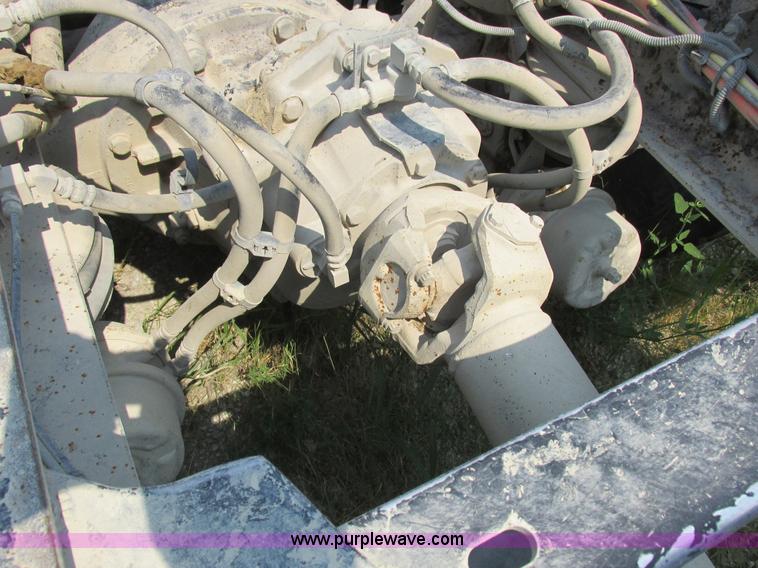 image for item L4060 2007 Kenworth T800 semi truck