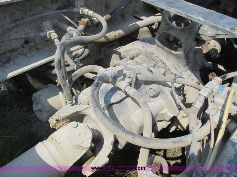 image for item L4060 2007 Kenworth T800 semi truck