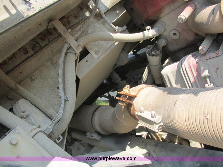 image for item L4060 2007 Kenworth T800 semi truck