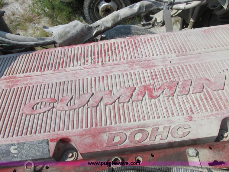 image for item L4060 2007 Kenworth T800 semi truck