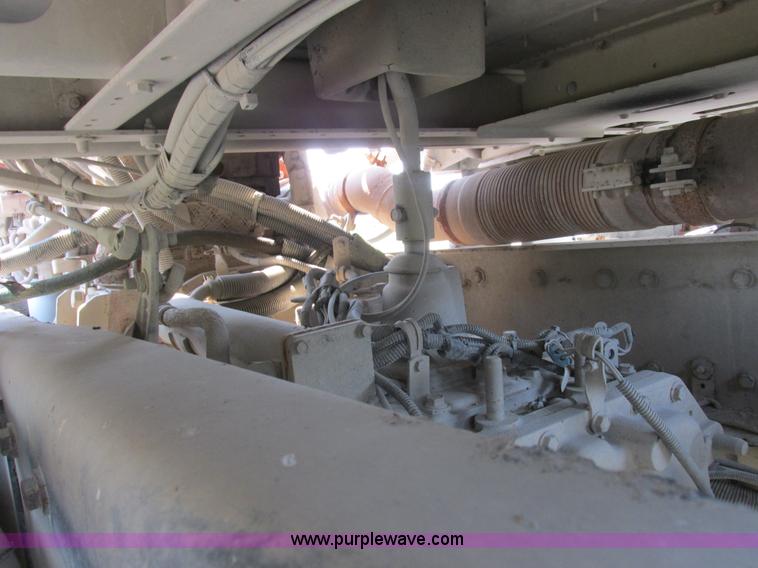 image for item L4060 2007 Kenworth T800 semi truck