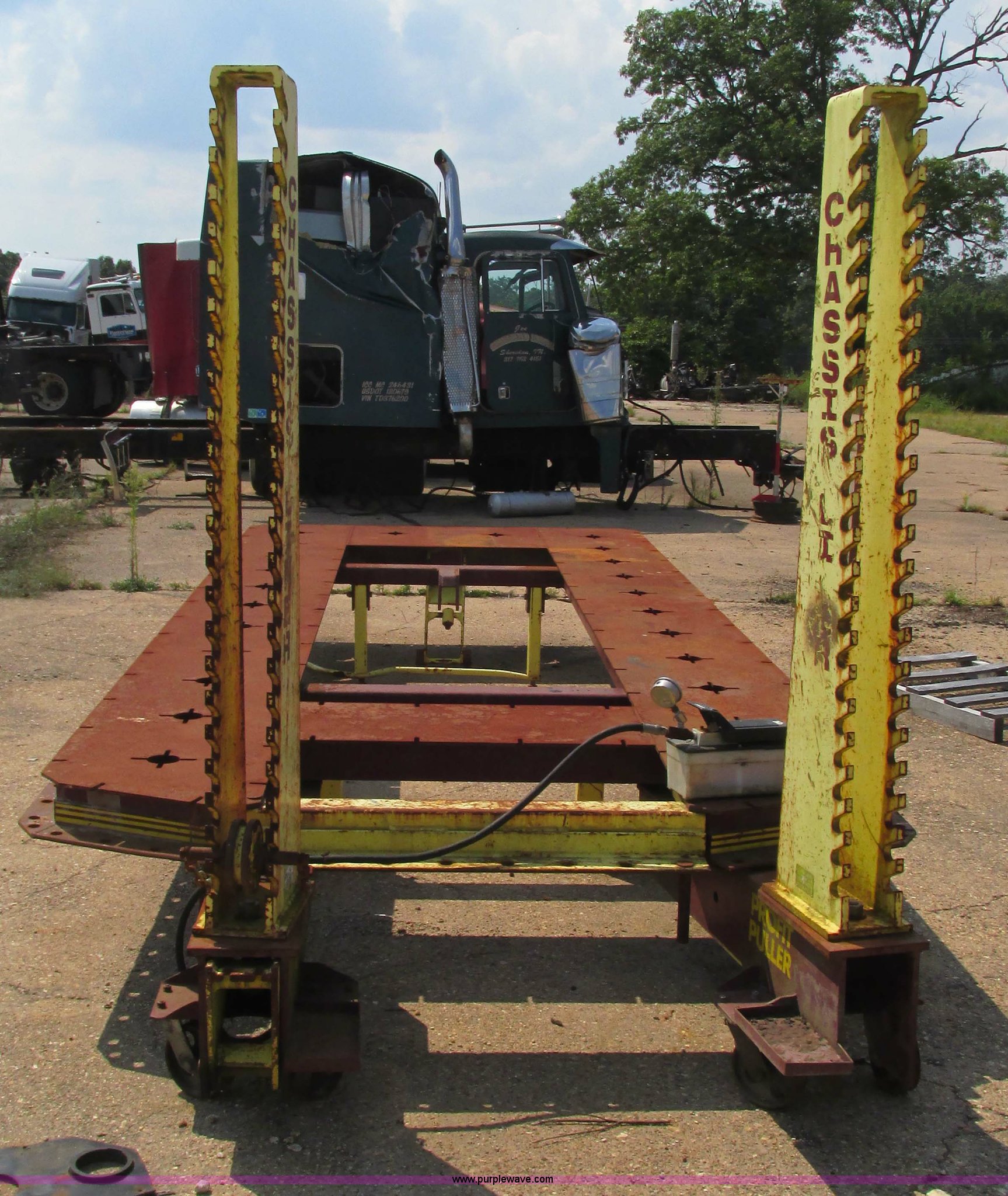 Chassis Linen Profit Puller frame machine in Mountain View, MO Item