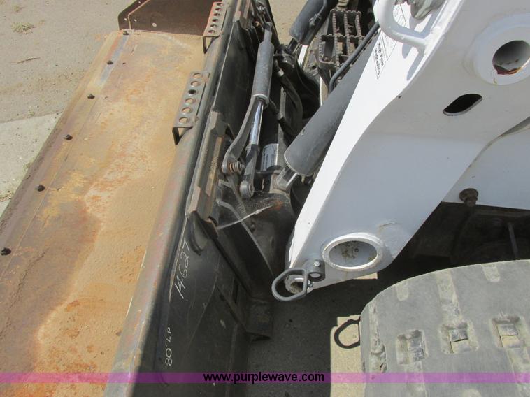 image for item A8851 2011 Bobcat T650 skid steer