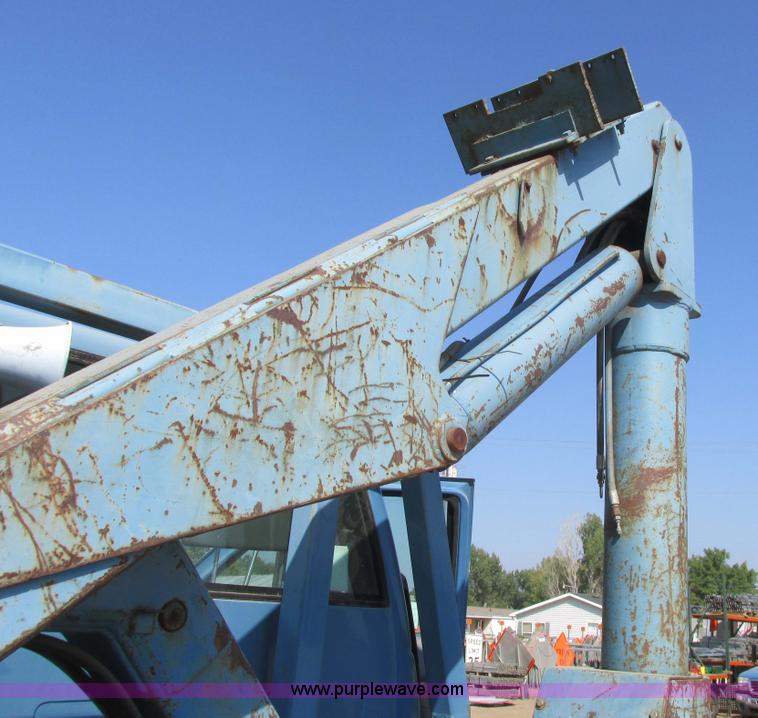 image for item A8854 1998 GMC C7500 flat bed truck with crane