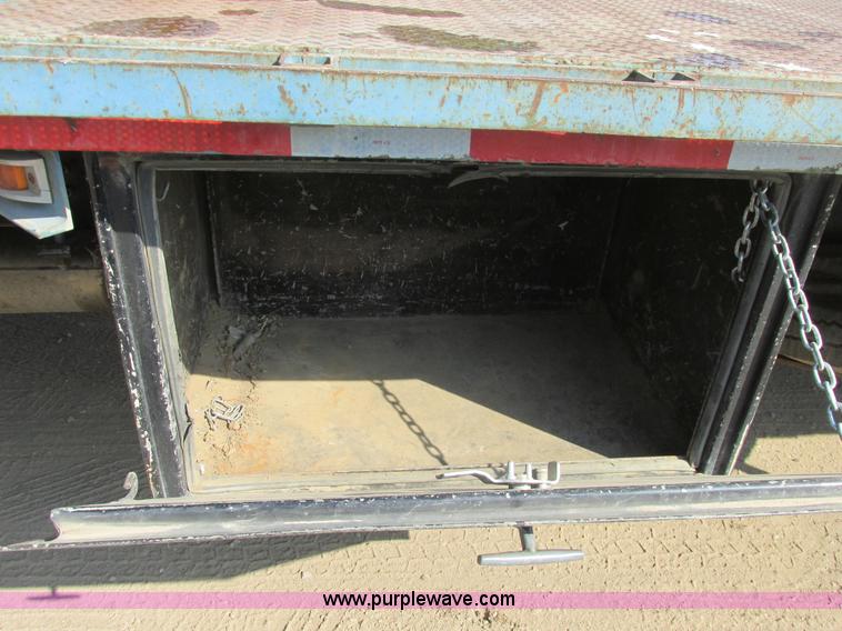 image for item A8854 1998 GMC C7500 flat bed truck with crane