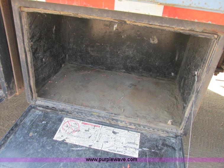 image for item A8854 1998 GMC C7500 flat bed truck with crane